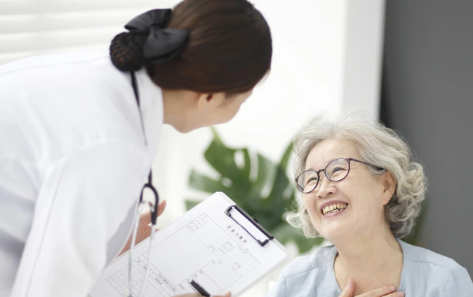 白內(nèi)障手術(shù)